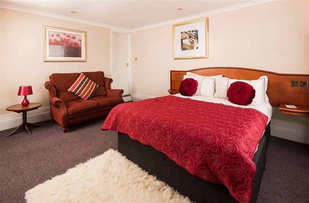 Mercure Burton Upon Trent, Newton Park Екстериор снимка