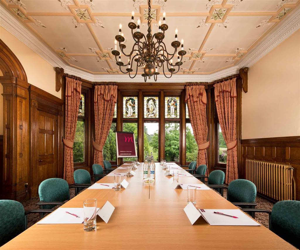 Mercure Burton Upon Trent, Newton Park Екстериор снимка