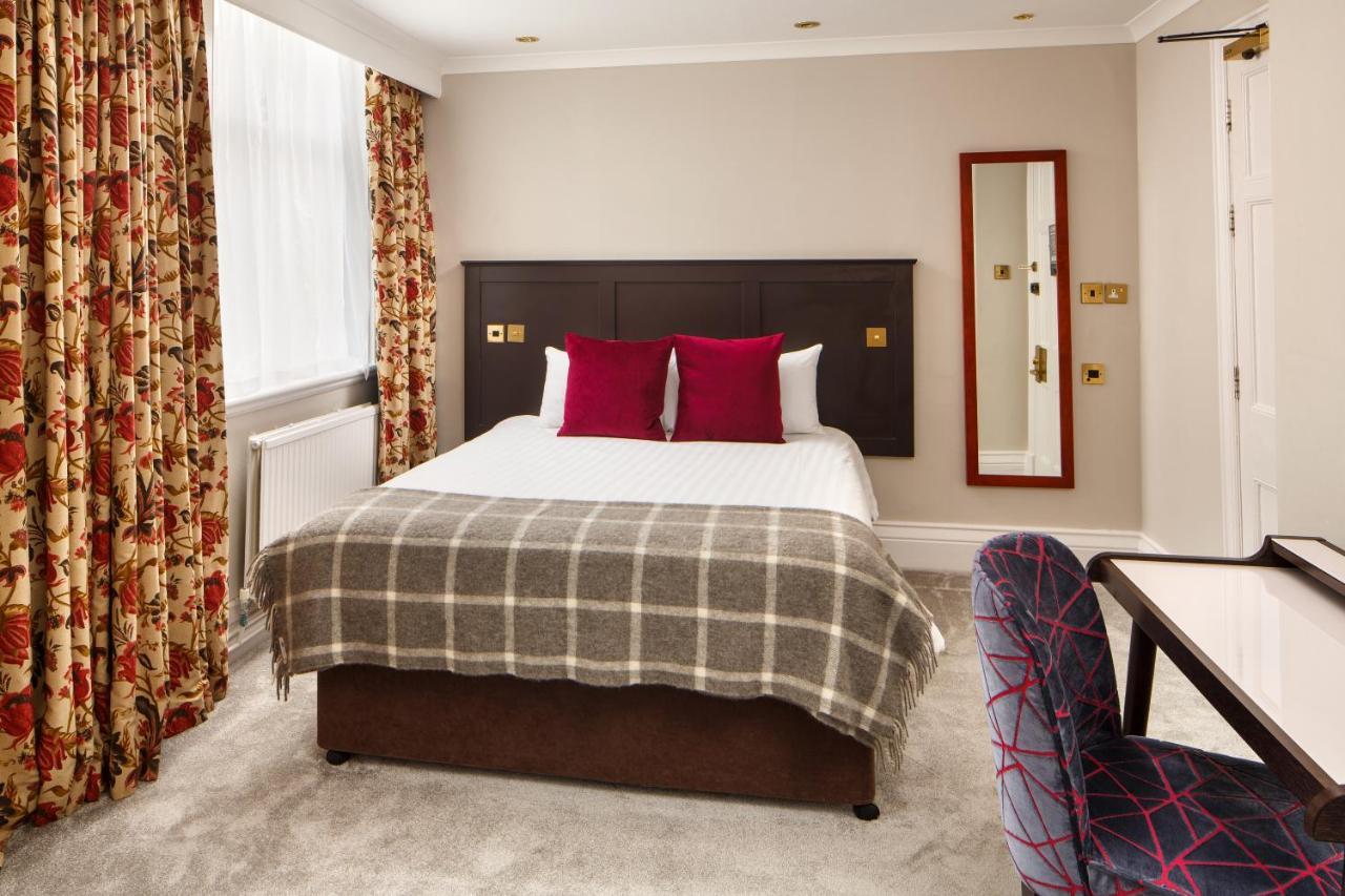 Mercure Burton Upon Trent, Newton Park Екстериор снимка